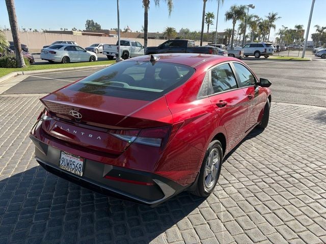 2025 Hyundai ELANTRA SE CERTIFIED