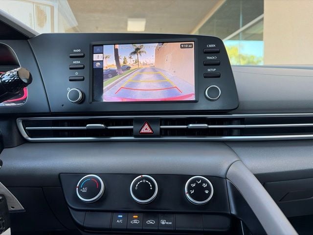 2025 Hyundai ELANTRA SE CERTIFIED