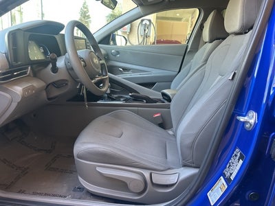 2025 Hyundai ELANTRA SE CERTIFIED