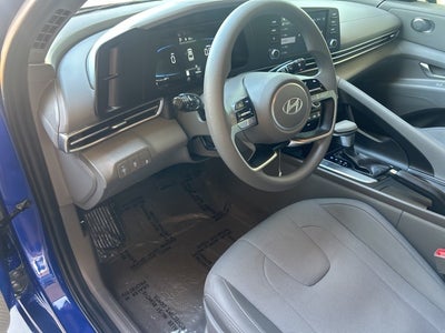 2025 Hyundai ELANTRA SE CERTIFIED