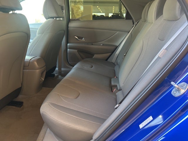 2025 Hyundai ELANTRA SE CERTIFIED