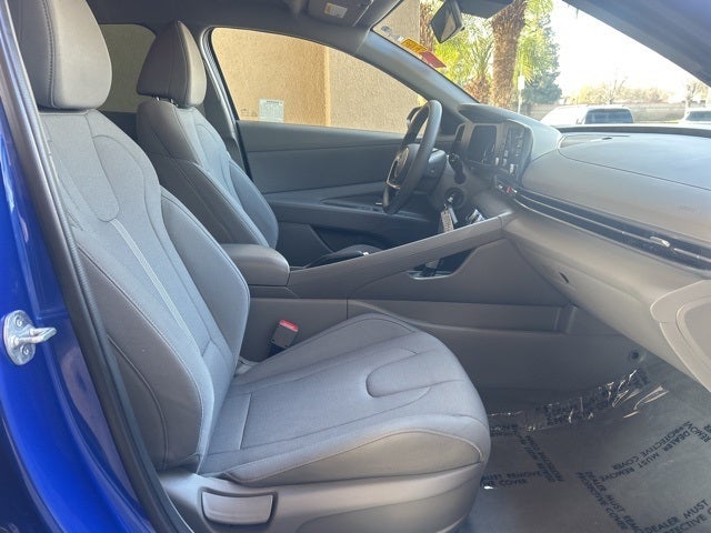 2025 Hyundai ELANTRA SE CERTIFIED