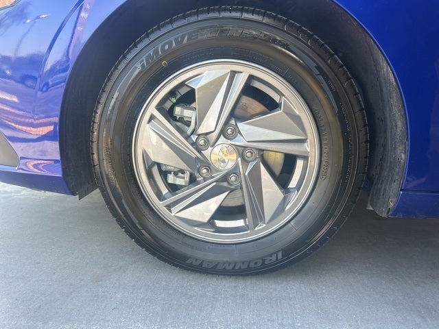 2025 Hyundai ELANTRA SE CERTIFIED
