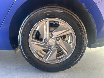 2025 Hyundai ELANTRA SE CERTIFIED