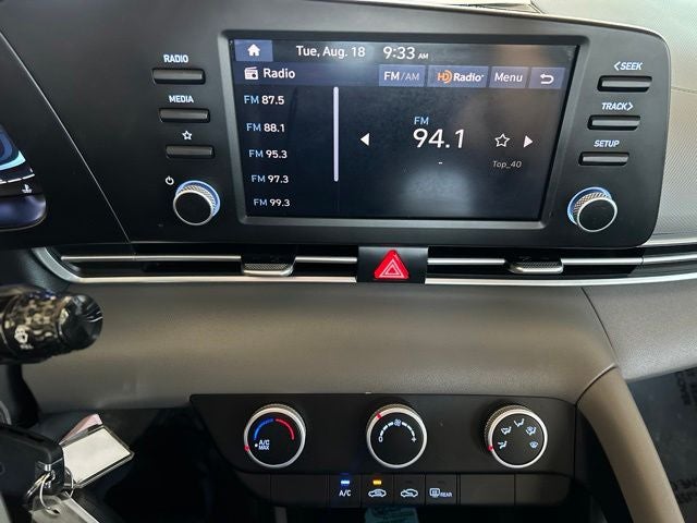 2025 Hyundai ELANTRA SE CERTIFIED