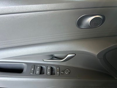 2025 Hyundai ELANTRA SE CERTIFIED