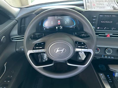 2025 Hyundai ELANTRA SE CERTIFIED