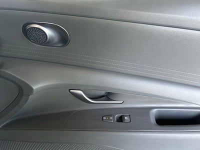 2025 Hyundai ELANTRA SE CERTIFIED