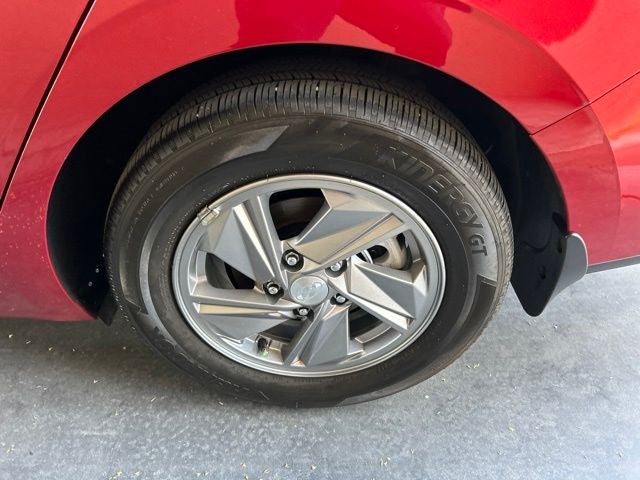 2025 Hyundai ELANTRA SE CERTIFIED