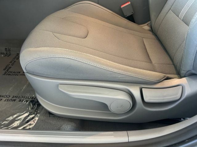 2025 Hyundai ELANTRA SE CERTIFIED