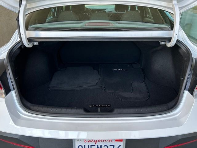 2025 Hyundai ELANTRA SE CERTIFIED