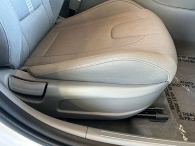 2025 Hyundai ELANTRA SE CERTIFIED