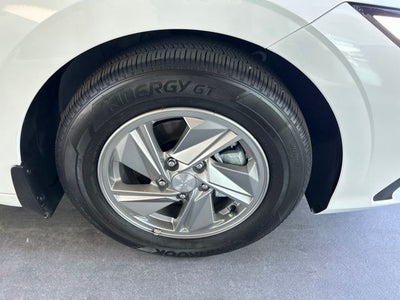 2025 Hyundai ELANTRA SE CERTIFIED