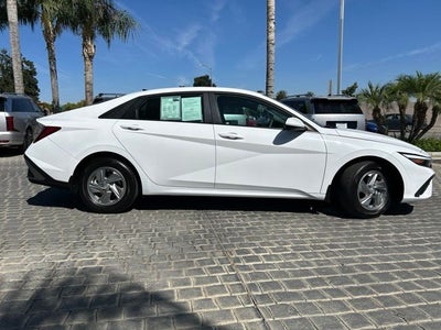 2025 Hyundai ELANTRA SE CERTIFIED