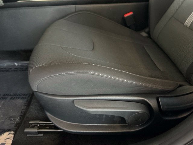 2025 Hyundai ELANTRA SE CERTIFIED