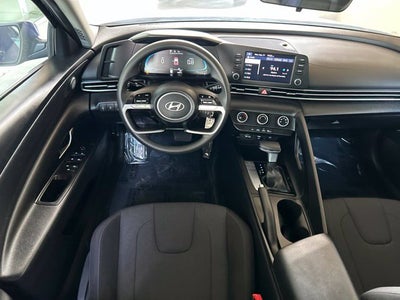 2025 Hyundai ELANTRA SE CERTIFIED