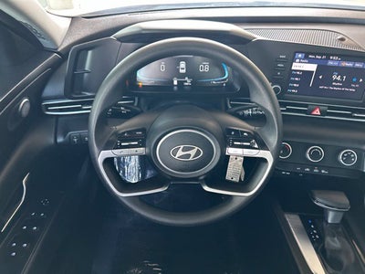 2025 Hyundai ELANTRA SE CERTIFIED