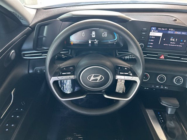 2025 Hyundai ELANTRA SE CERTIFIED