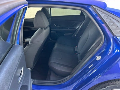 2025 Hyundai ELANTRA SE CERTIFIED