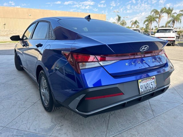 2025 Hyundai ELANTRA SE CERTIFIED