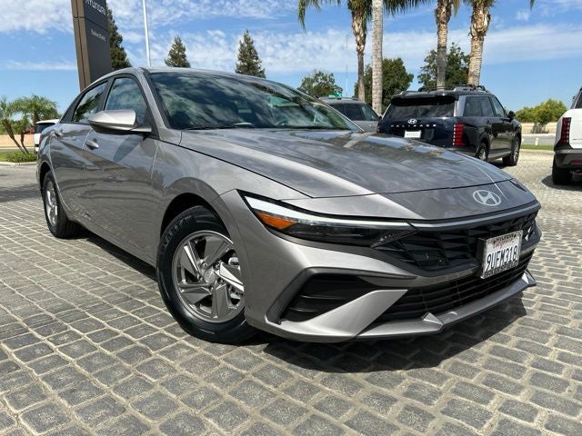 2025 Hyundai ELANTRA SE CERTIFIED