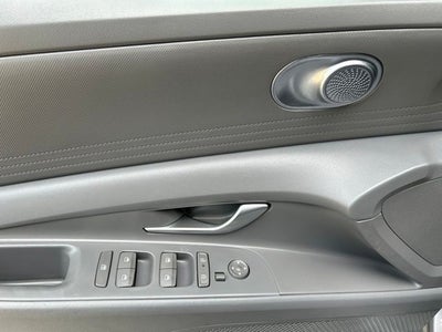 2025 Hyundai ELANTRA SE CERTIFIED