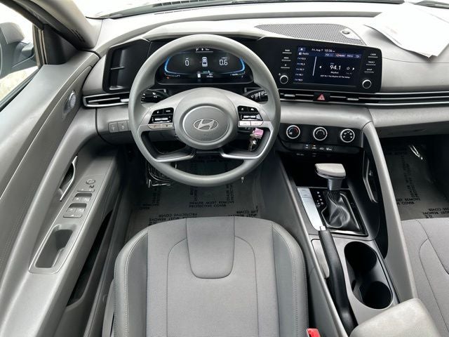 2025 Hyundai ELANTRA SE CERTIFIED