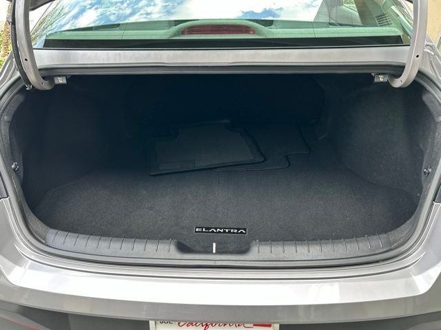 2025 Hyundai ELANTRA SE CERTIFIED