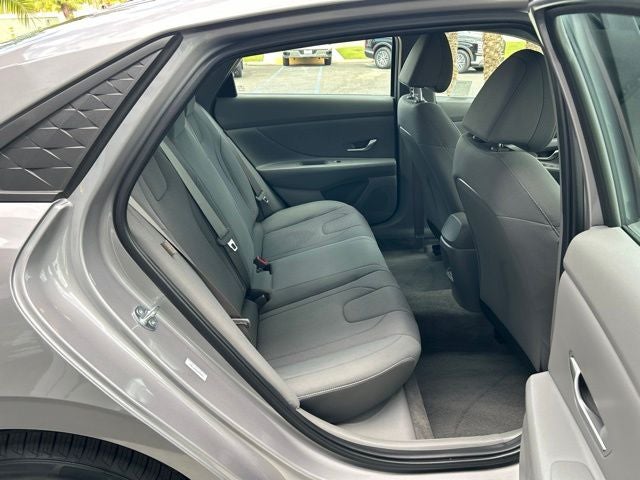 2025 Hyundai ELANTRA SE CERTIFIED