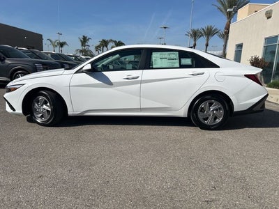 2026 Hyundai ELANTRA SE