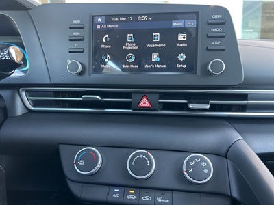 2026 Hyundai ELANTRA SE