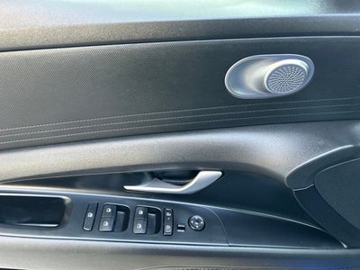 2025 Hyundai ELANTRA SE CERTIFIED