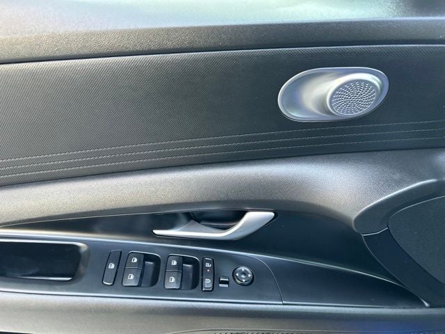 2025 Hyundai ELANTRA SE CERTIFIED