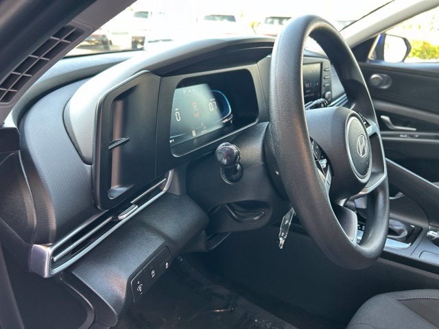 2025 Hyundai ELANTRA SE CERTIFIED