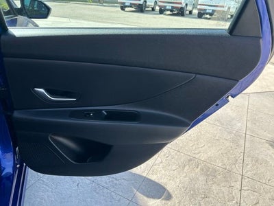 2025 Hyundai ELANTRA SE CERTIFIED