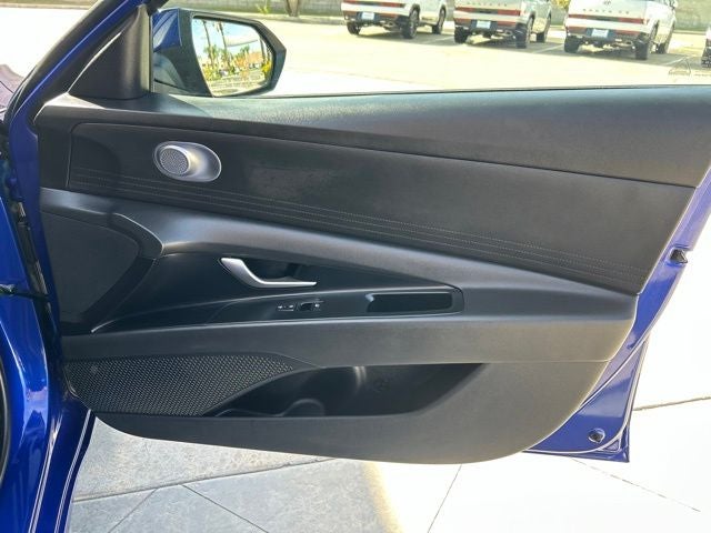 2025 Hyundai ELANTRA SE CERTIFIED