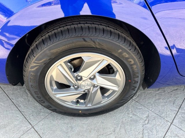 2025 Hyundai ELANTRA SE CERTIFIED