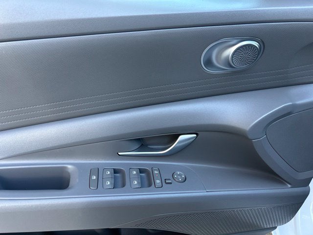 2025 Hyundai ELANTRA SE CERTIFIED