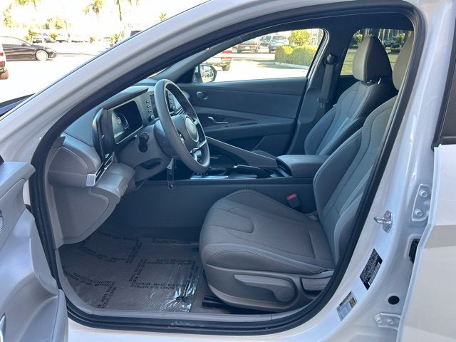 2025 Hyundai ELANTRA SE CERTIFIED