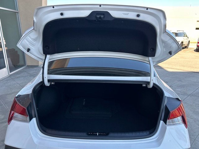 2025 Hyundai ELANTRA SE CERTIFIED