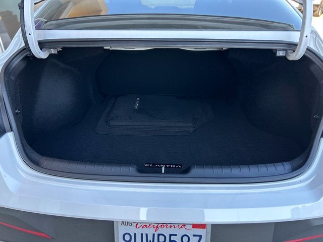 2025 Hyundai ELANTRA SE CERTIFIED