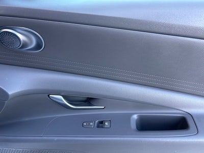 2025 Hyundai ELANTRA SE CERTIFIED