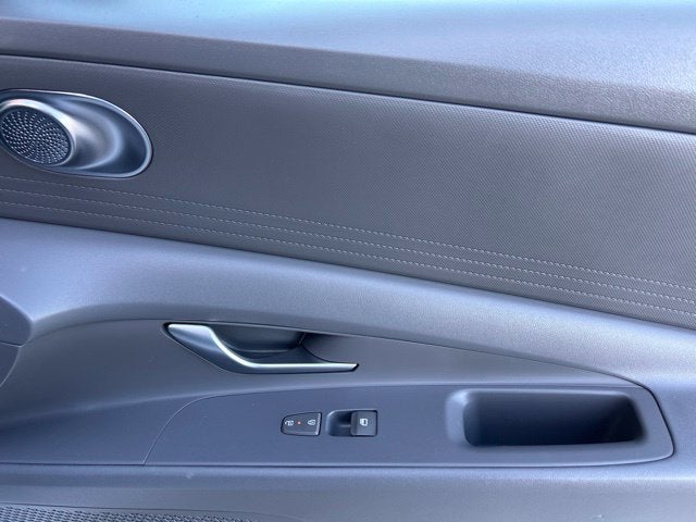 2025 Hyundai ELANTRA SE CERTIFIED