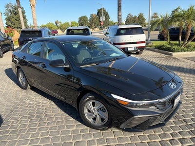 2025 Hyundai ELANTRA SE CERTIFIED