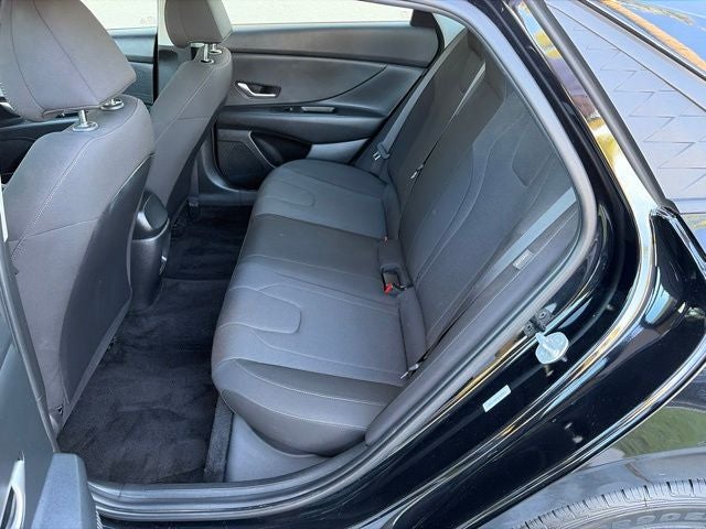 2025 Hyundai ELANTRA SE CERTIFIED