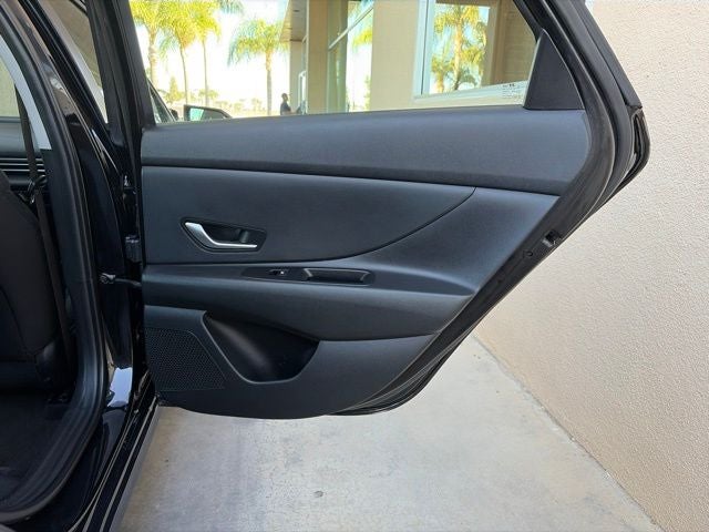 2025 Hyundai ELANTRA SE CERTIFIED
