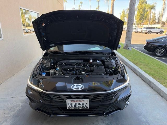 2025 Hyundai ELANTRA SE CERTIFIED