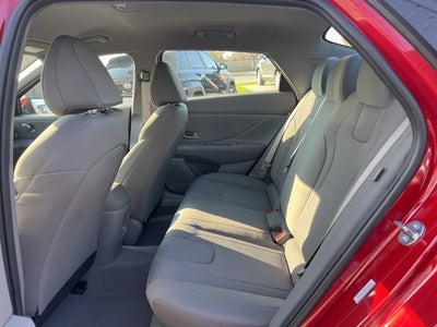 2026 Hyundai ELANTRA SE