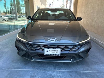2026 Hyundai ELANTRA SE