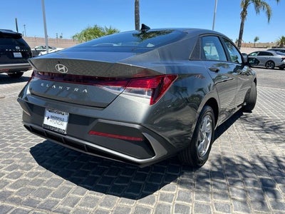 2026 Hyundai ELANTRA SE